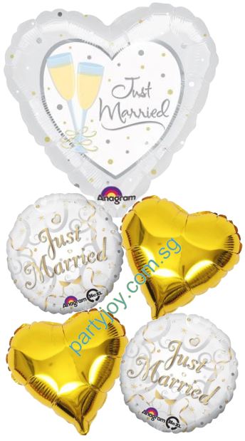 Just Married Champagne 32inch Heart Balloon Bouquet